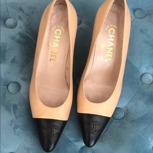 Authentic CHANEL heels size 38